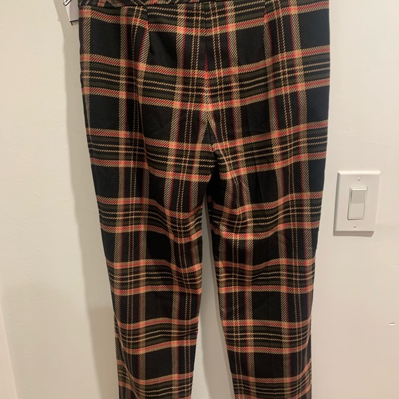 Trina Turk NEW WITH OUT TAGS, size 10 plaid pants - Picture 5 of 6